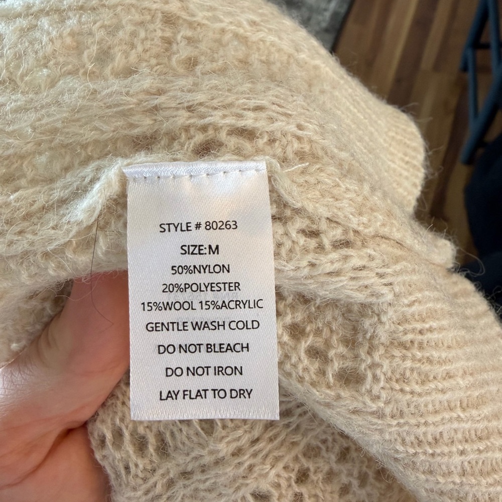 Neuflora Knit Cardigan Sweater - Picture 4 of 4